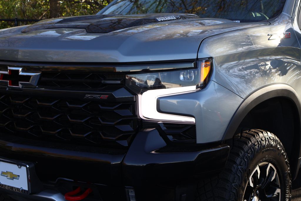 Thumbnail: 2024 Chevrolet Silverado 1500 - 3