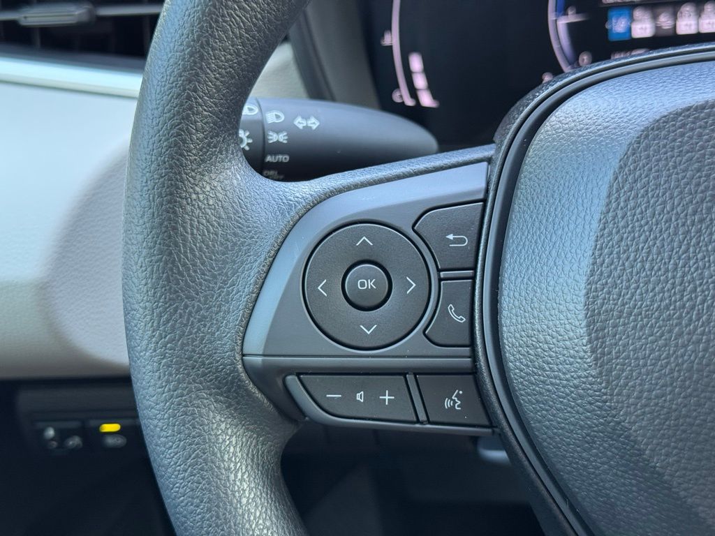 2026 Toyota Corolla LE photo 19