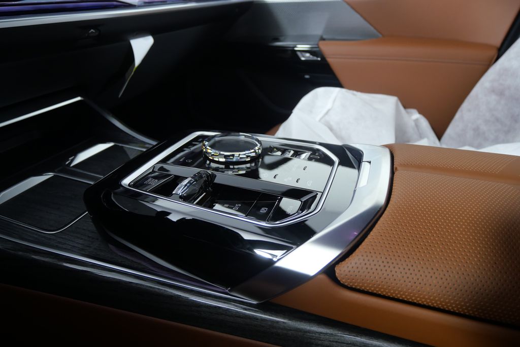 Thumbnail: 2025 BMW 7 Series - 23