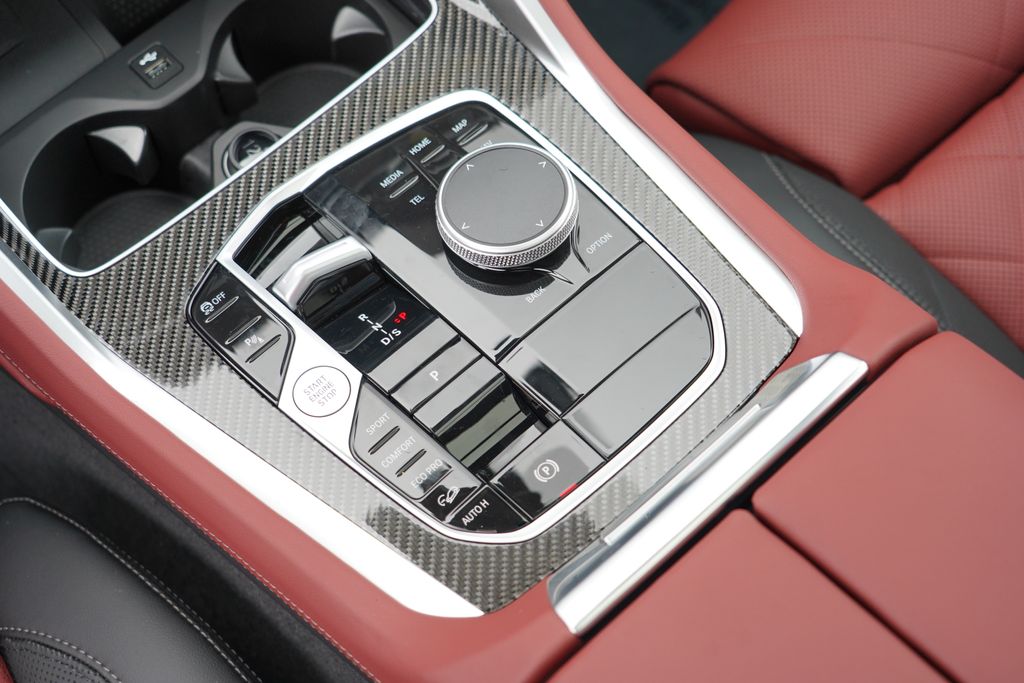 Thumbnail: 2027 BMW X6 - 17