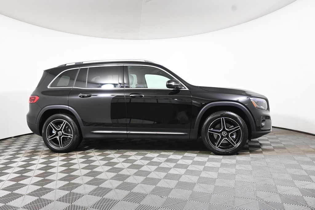 Thumbnail: 2026 Mercedes-Benz GLB - 8
