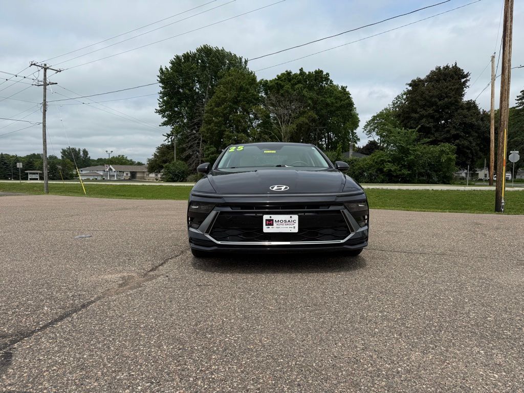 Used 2025 Hyundai Sonata SEL with VIN KMHL64JA7SA438615 for sale in Zumbrota, Minnesota