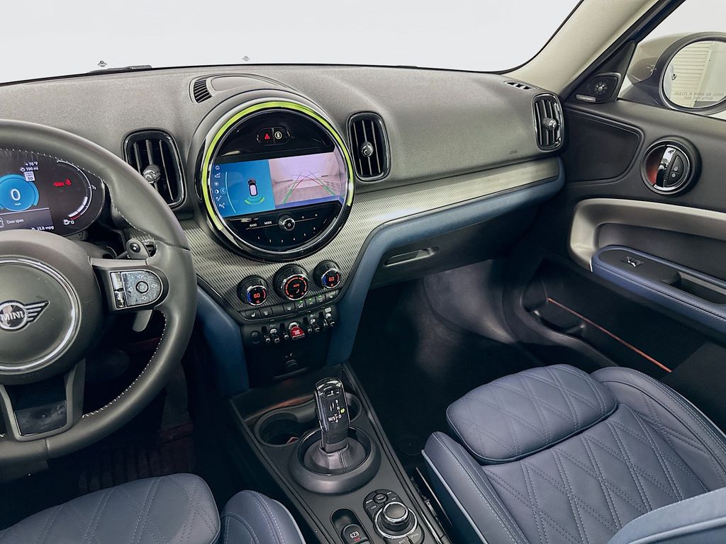 2023 MINI Cooper Countryman Signature 24