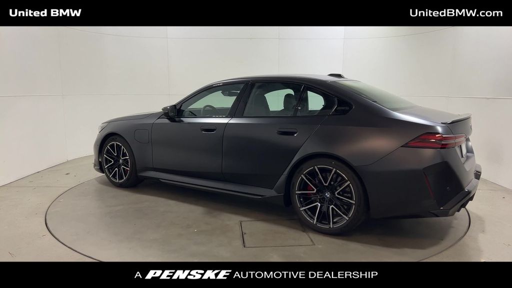 2025 BMW M5 Base 6