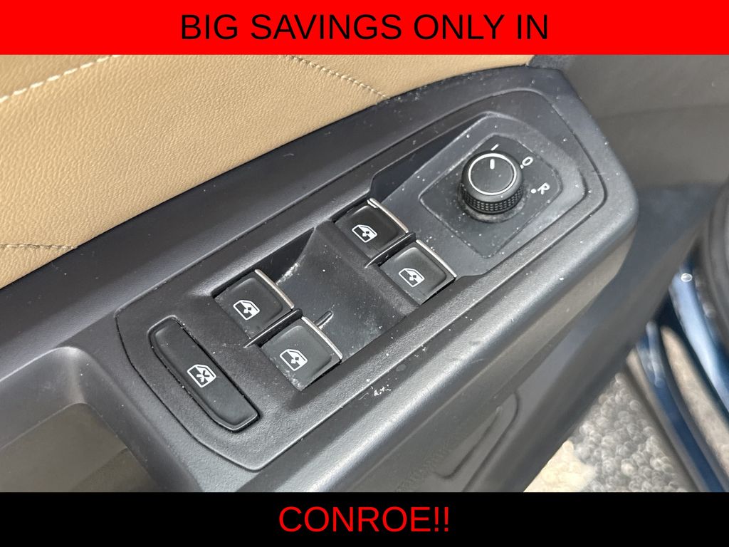 2021 Volkswagen Atlas Cross Sport 3.6L V6 SE w/Technology  at DeMontrond Auto Country