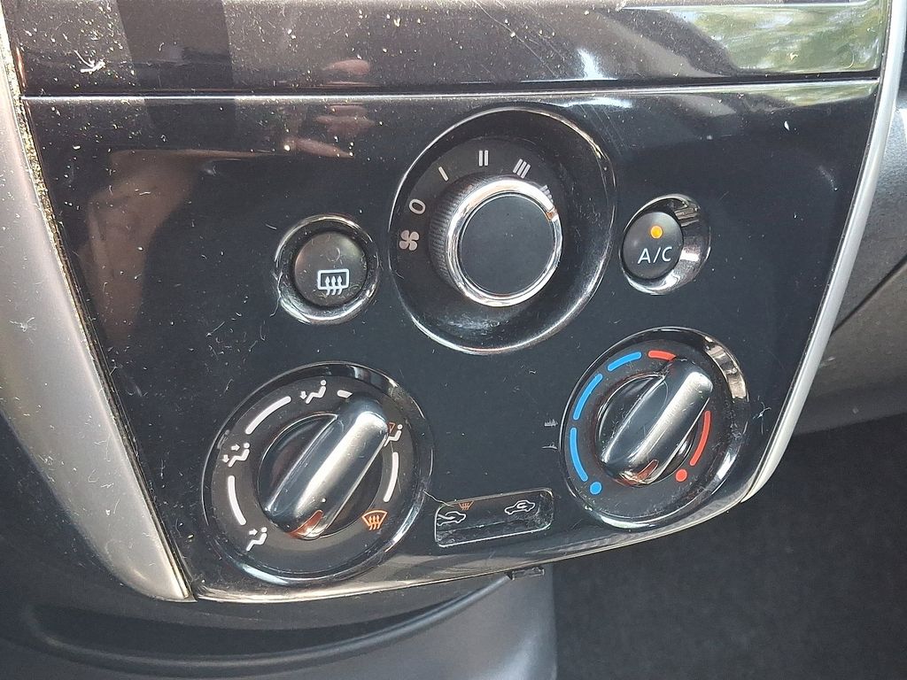 2016 Nissan Versa Note SV 15