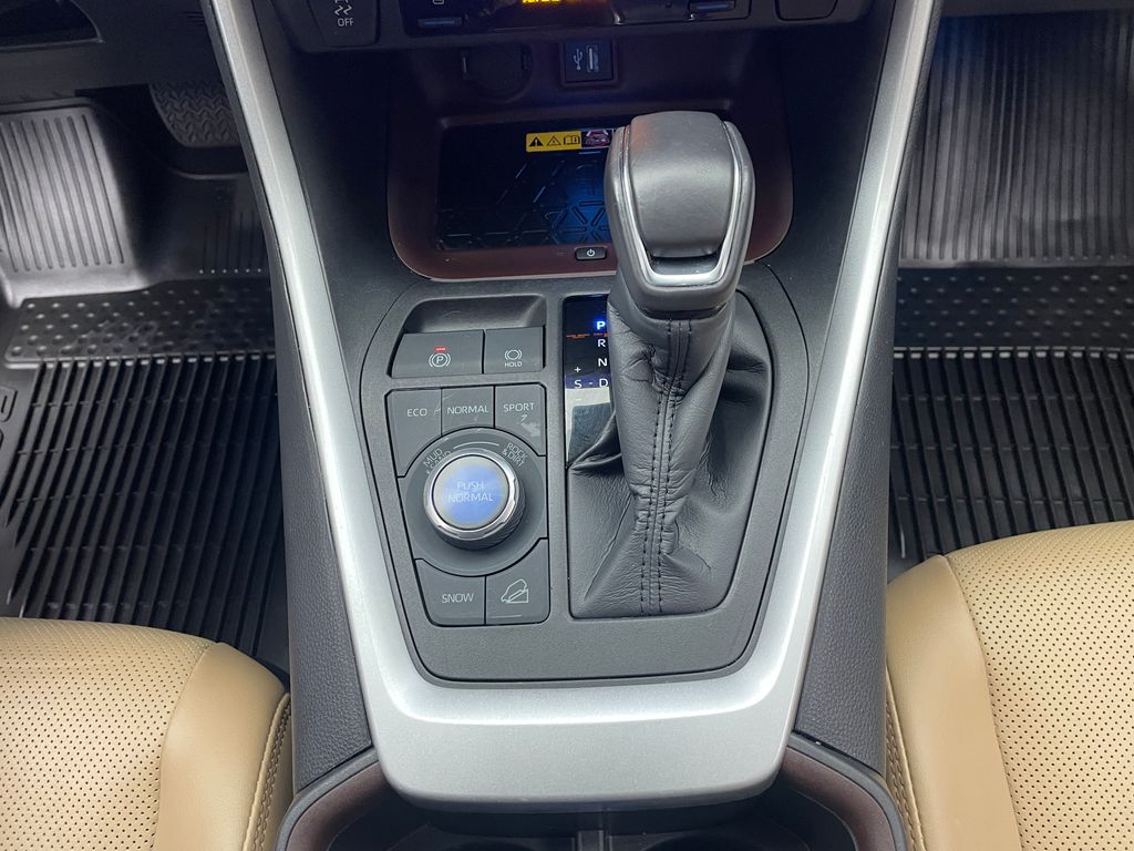 Thumbnail: 2023 Toyota RAV4 - 29