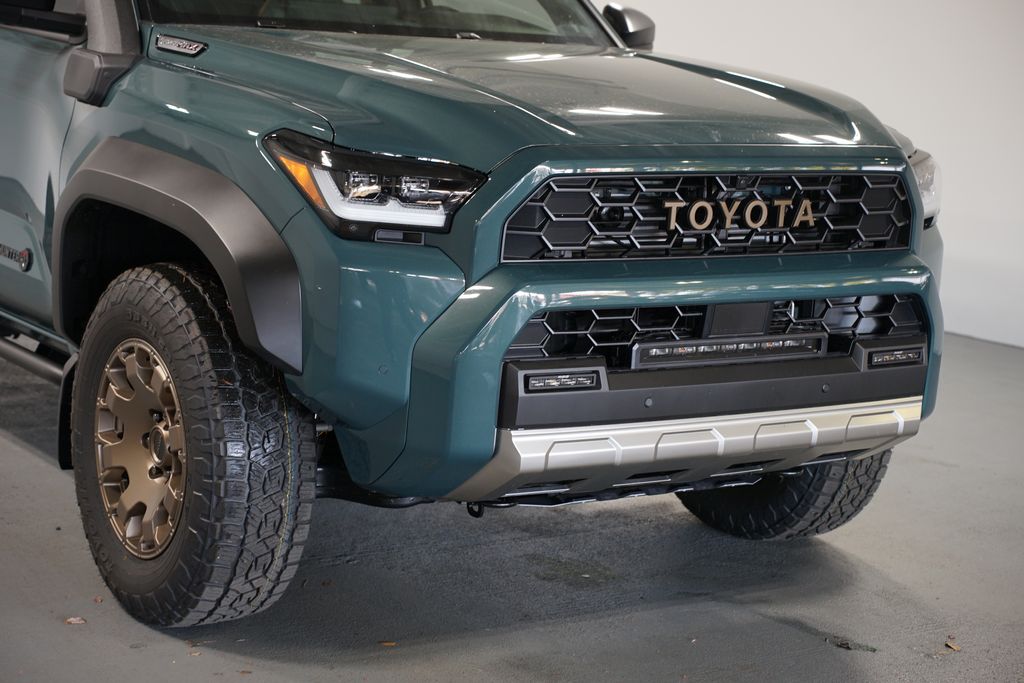 Thumbnail: 2025 Toyota 4Runner - 4