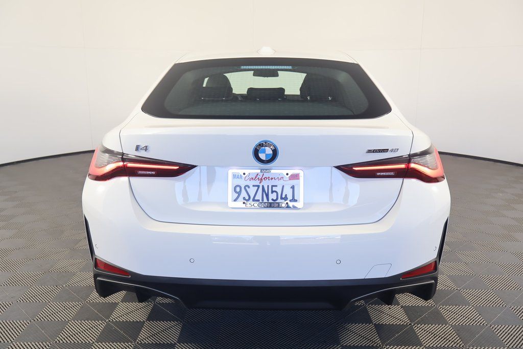 Thumbnail: 2025 BMW i4 - 5