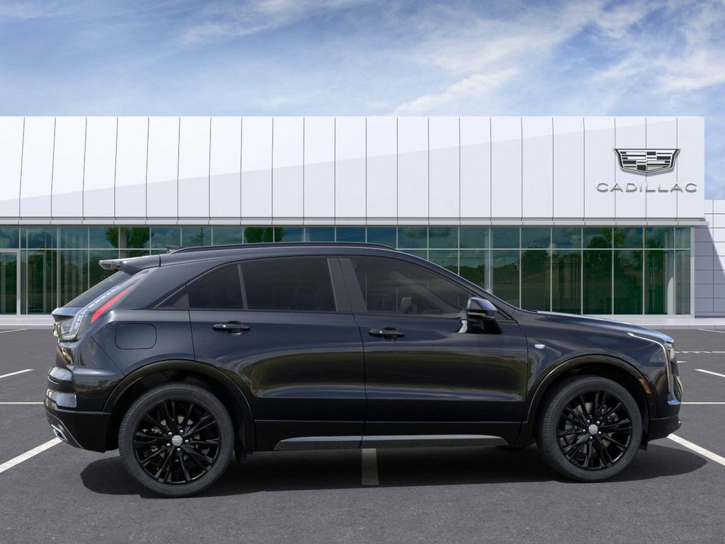 2025 Cadillac XT4 Sport 5