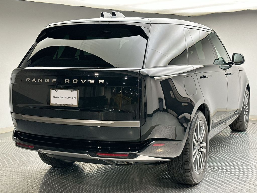 Thumbnail: 2026 Land Rover Range Rover - 3