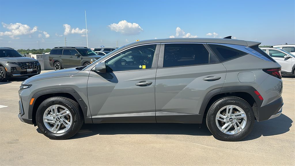 2026 Hyundai Tucson SE - 8