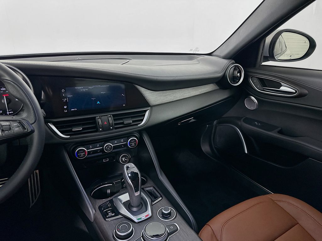 2022 Alfa Romeo Giulia Ti 24