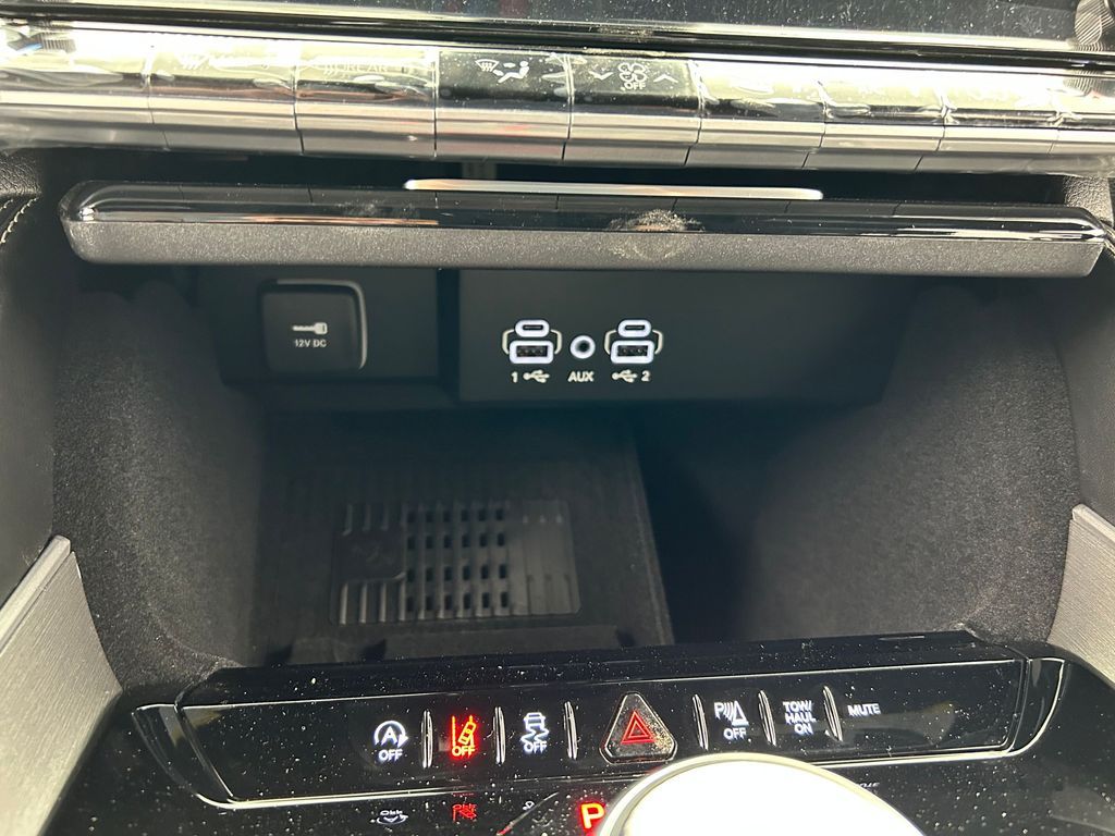 New 2026 Bright White Clearcoat Jeep  image 21