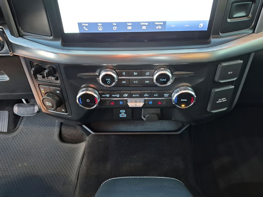 Used 2022 White Ford Lariat image 40