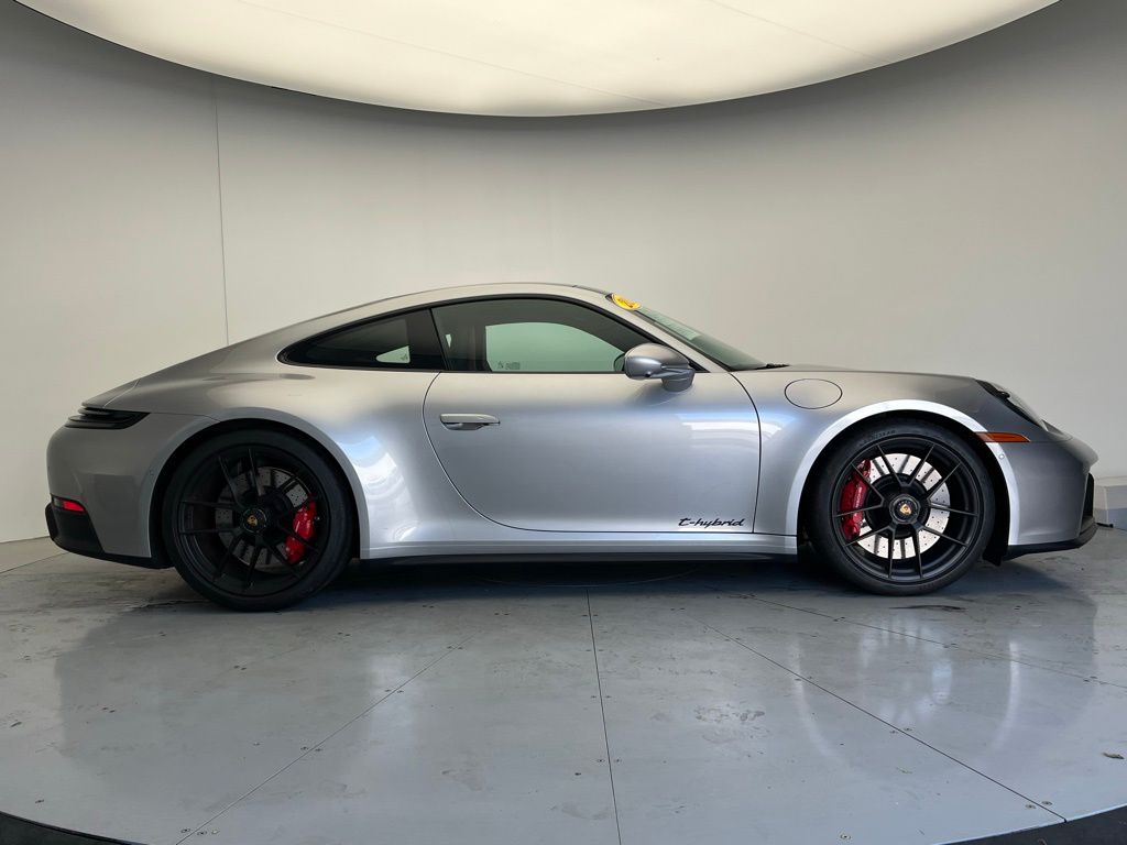 Thumbnail: 2026 Porsche 911 - 23