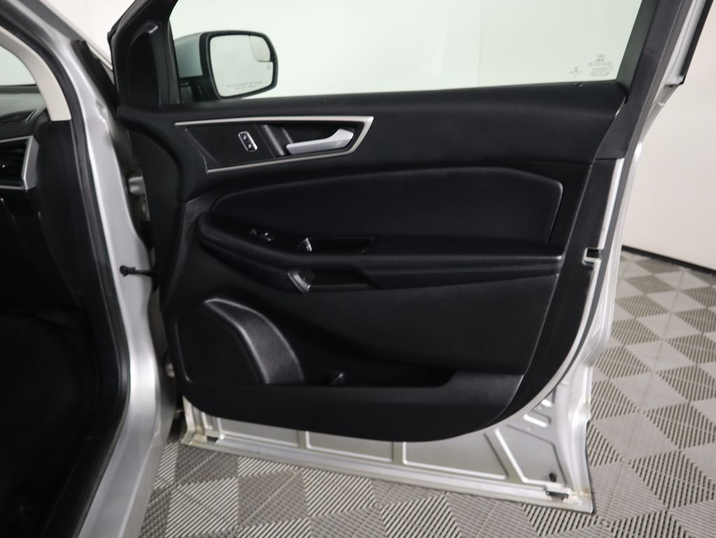 2017 Ford Edge SEL 25