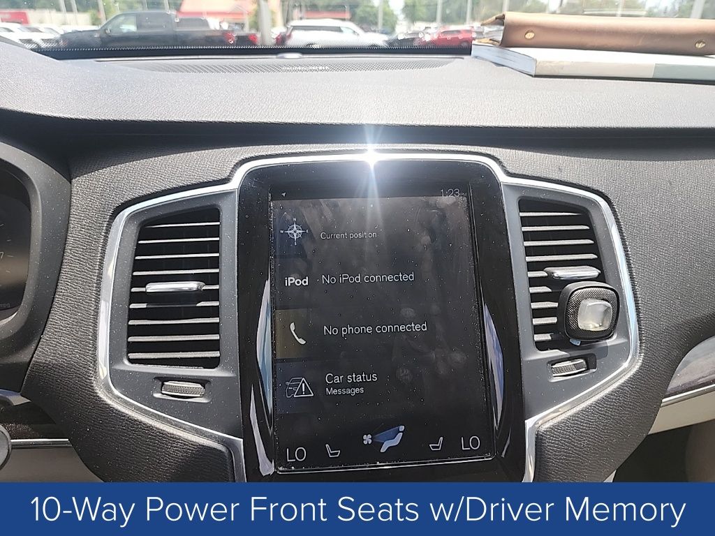 2019 Volvo XC90 T6 Momentum