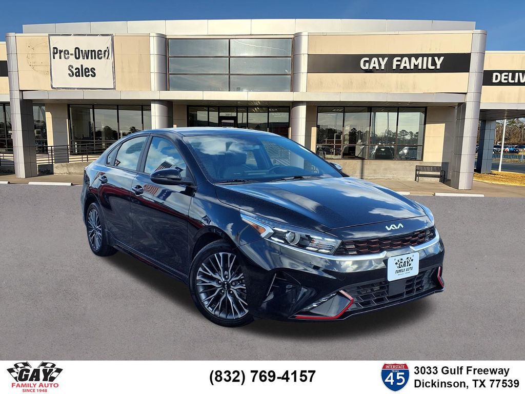 Aurora Black 2024 Kia Forte Sedan Front-Wheel Drive Continuously Variable Transmission