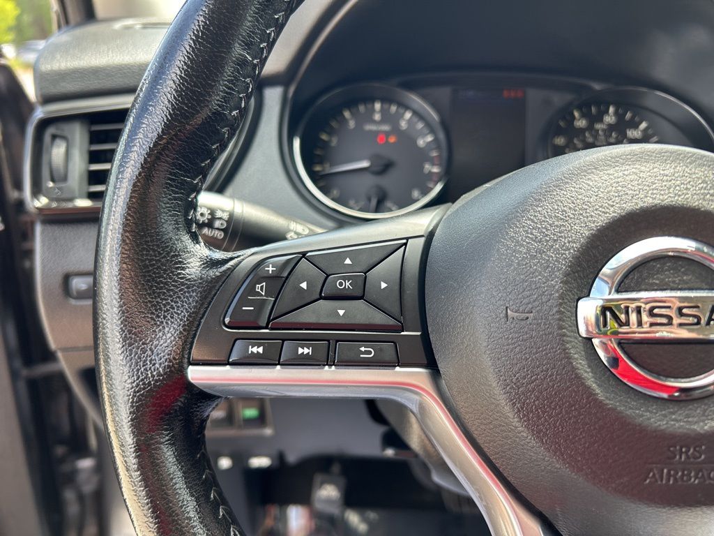 2020 Gun Metallic Nissan Rogue Sport SV FWD SUV