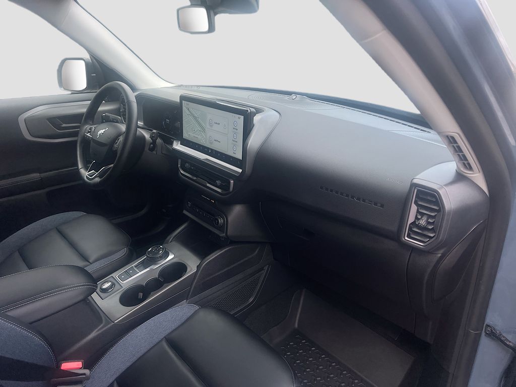 Used 2025 Gray Ford Outer Banks image 30