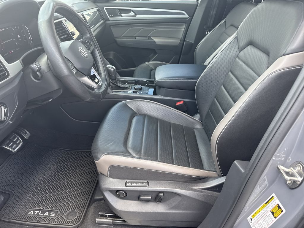 2023 Volkswagen Atlas Cross Sport 3.6L V6 SEL Premium R-Line Gray at Big Star Buick GMC