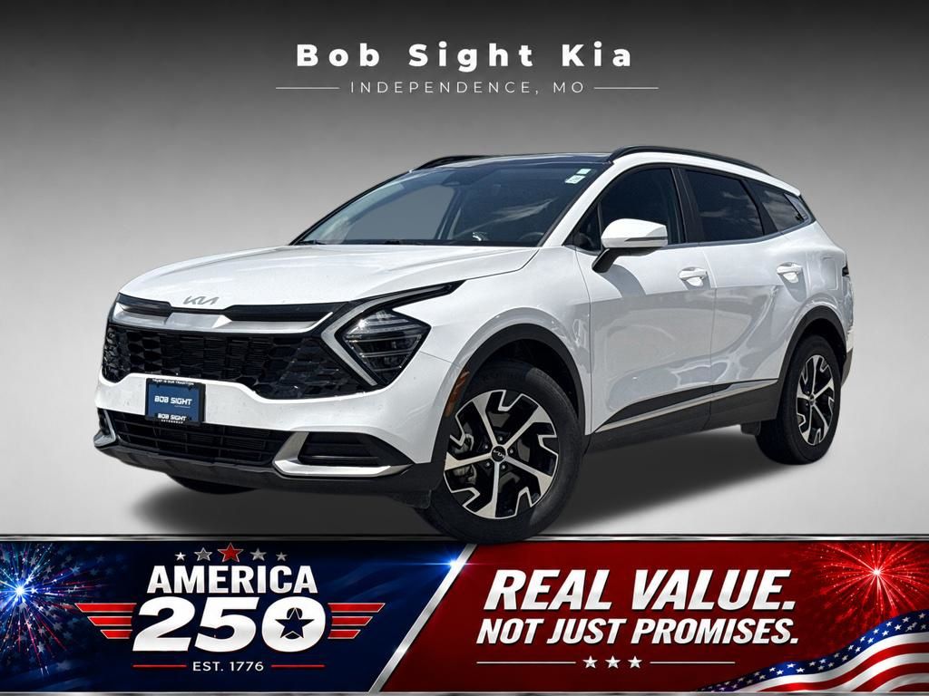 Glacial White Pearl 2025 Kia Sportage SUV / Crossover All-Wheel Drive 8-Speed Automatic