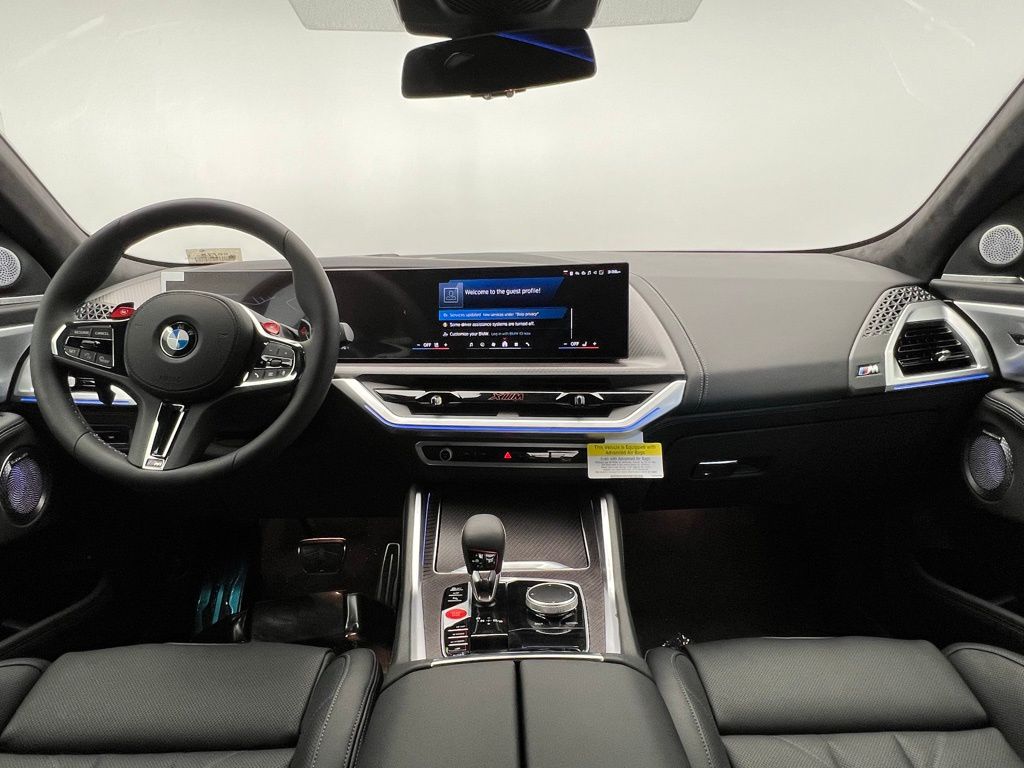 Thumbnail: 2026 BMW XM - 10