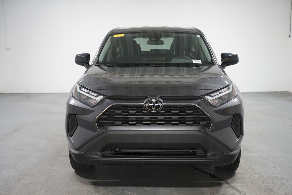 2023 Toyota RAV4 LE 2