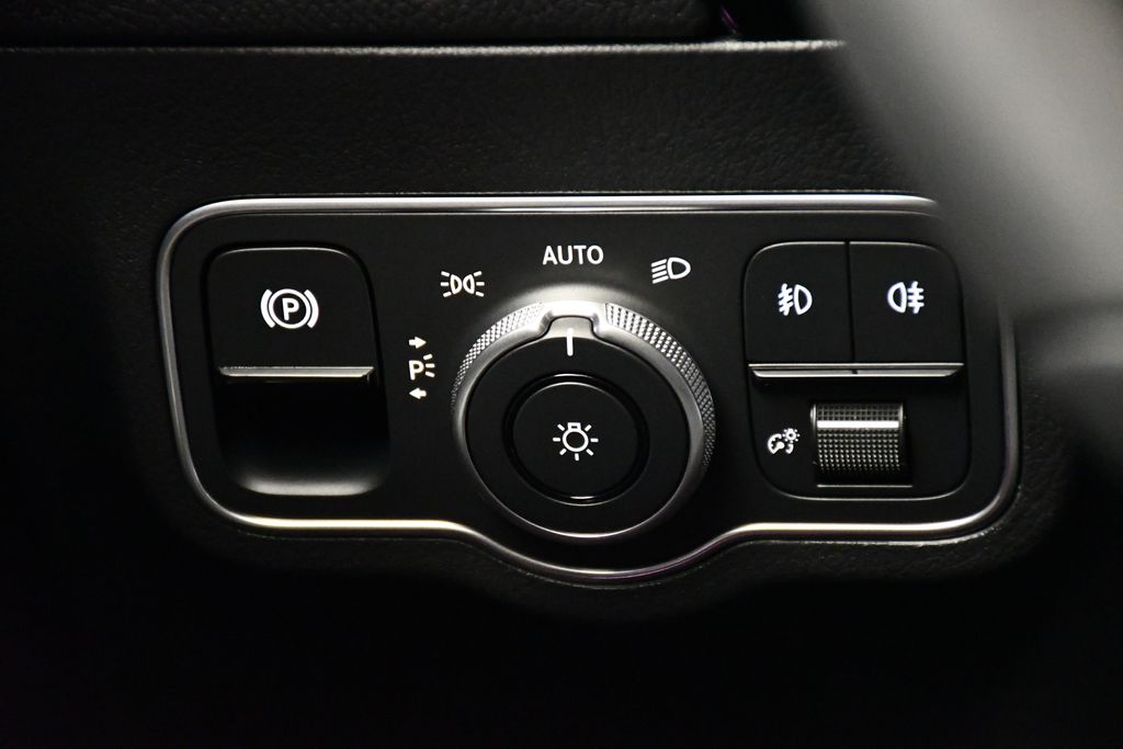2025 Mercedes-Benz GLA 250 4MATIC 20
