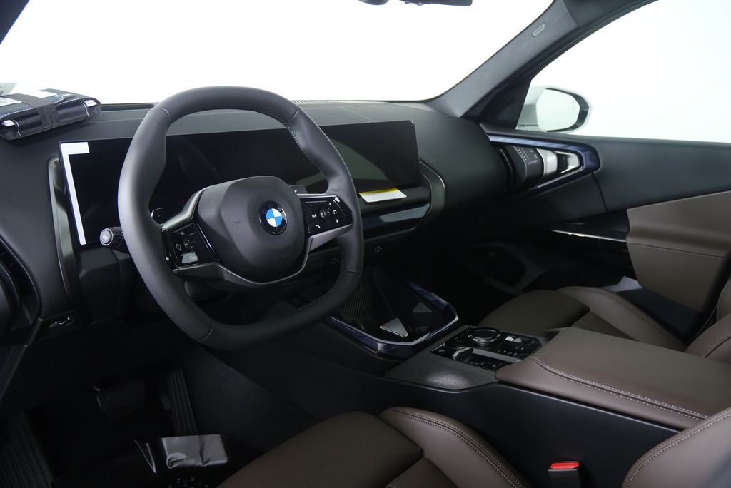 Thumbnail: 2026 BMW X3 - 12