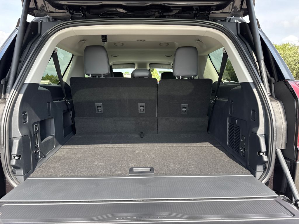 New 2027 Gray Ford Active image 21