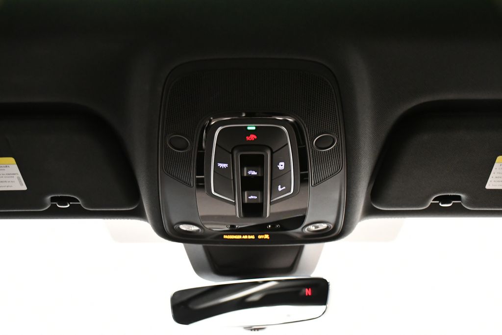 Thumbnail: 2024 Audi Q8 - 17