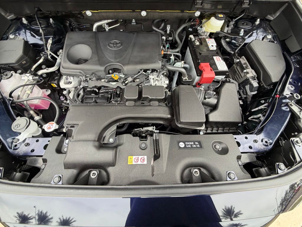 Thumbnail: 2025 Toyota RAV4 - 28