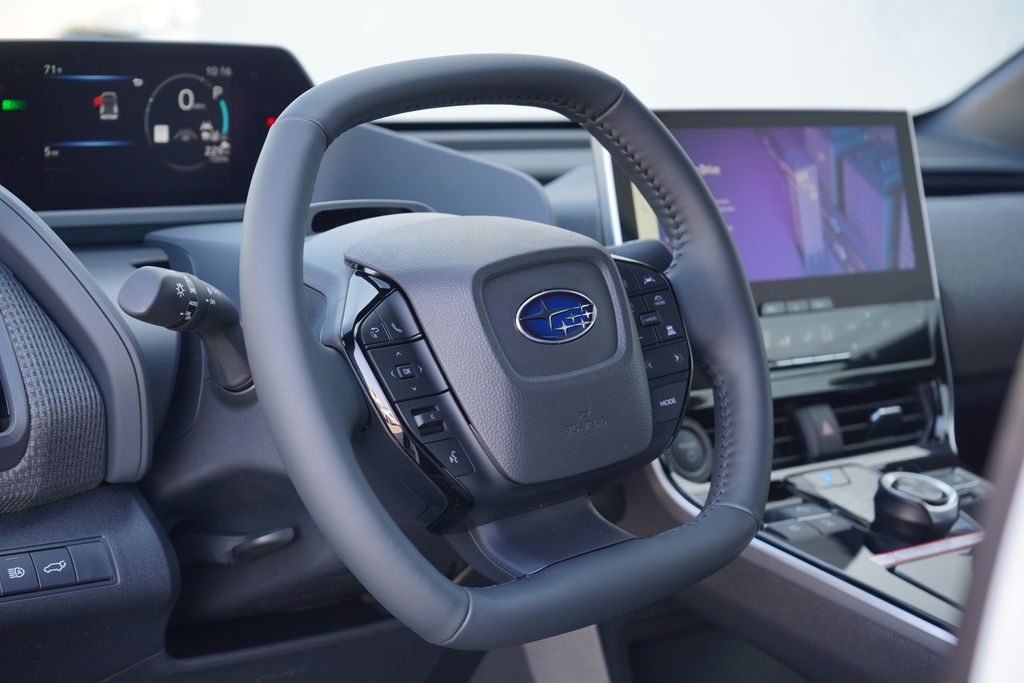 2025 Subaru Solterra Limited 8