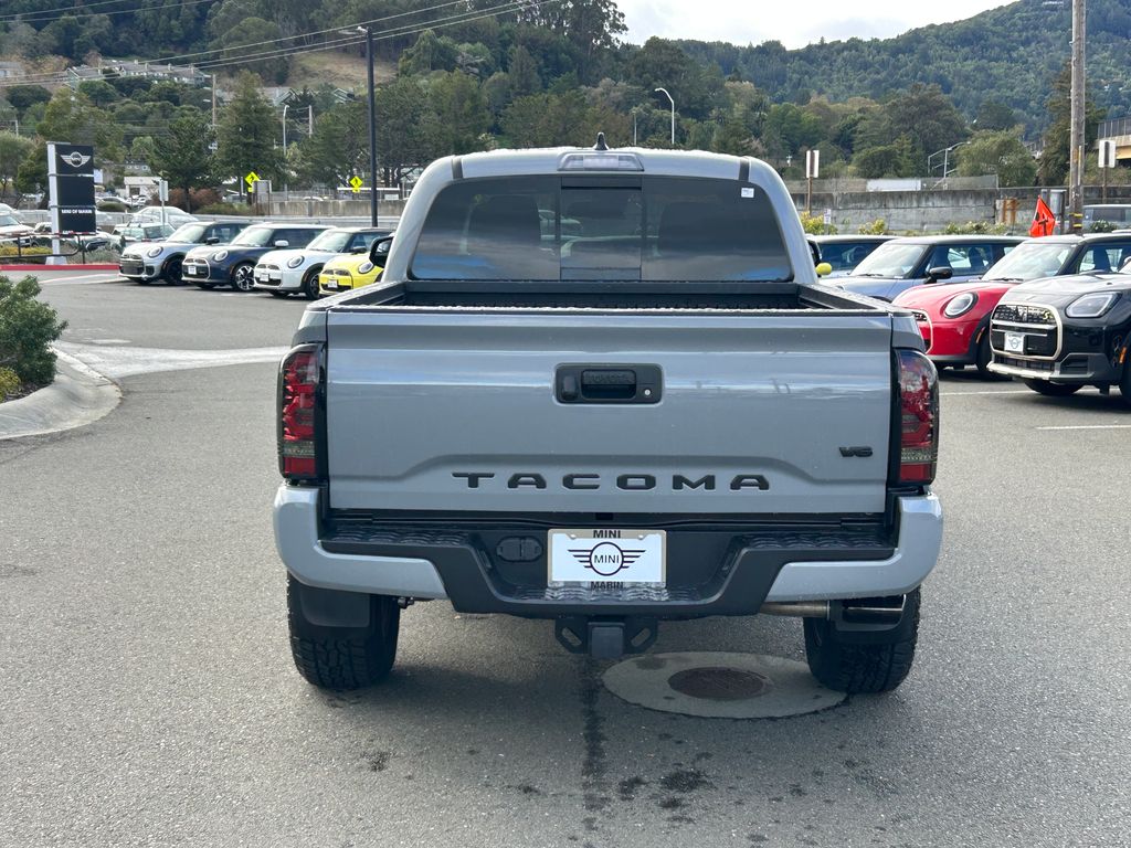 Thumbnail: 2020 Toyota Tacoma - 4