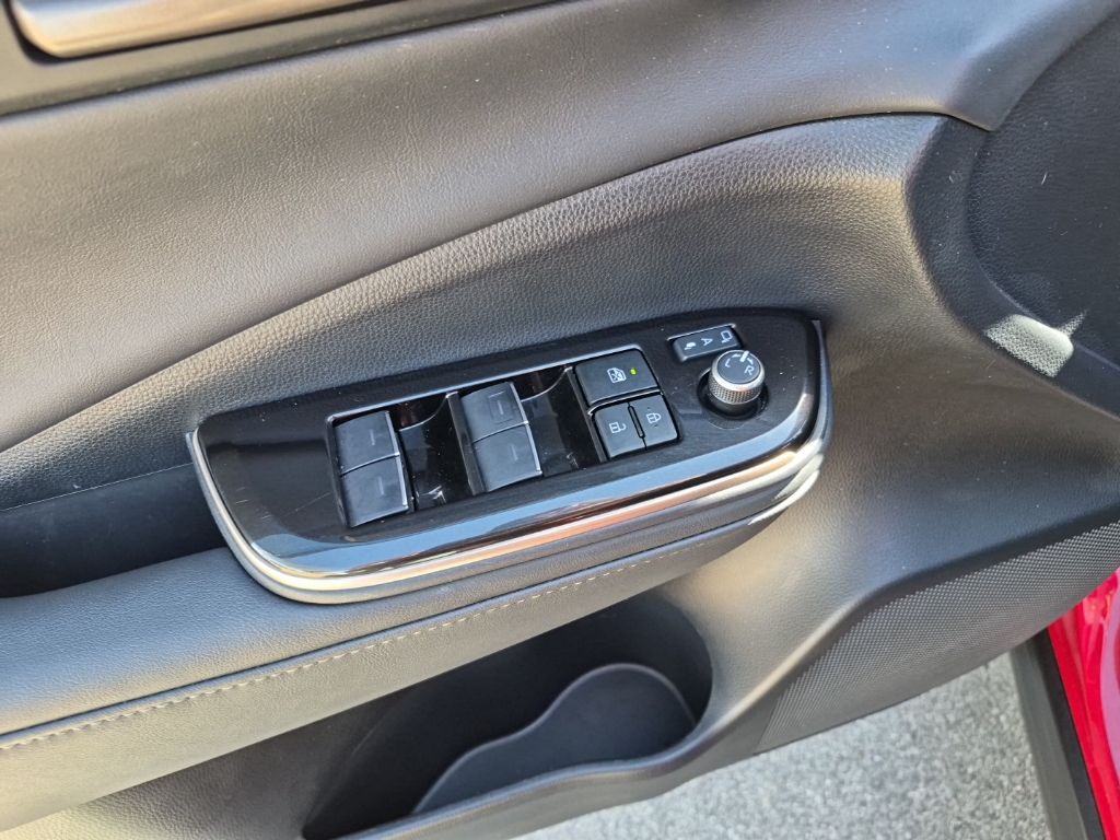 Used Car 2025 Toyota Crown Signia  Limited For Sale Under $50,000 In Austin, Texas