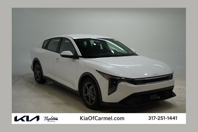 2025 Kia K4 LXS FWD