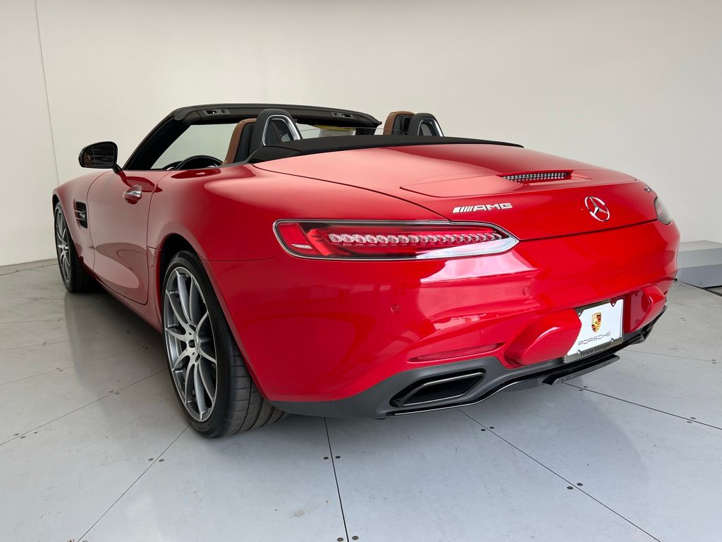 2018 Mercedes-Benz AMG GT Base 3