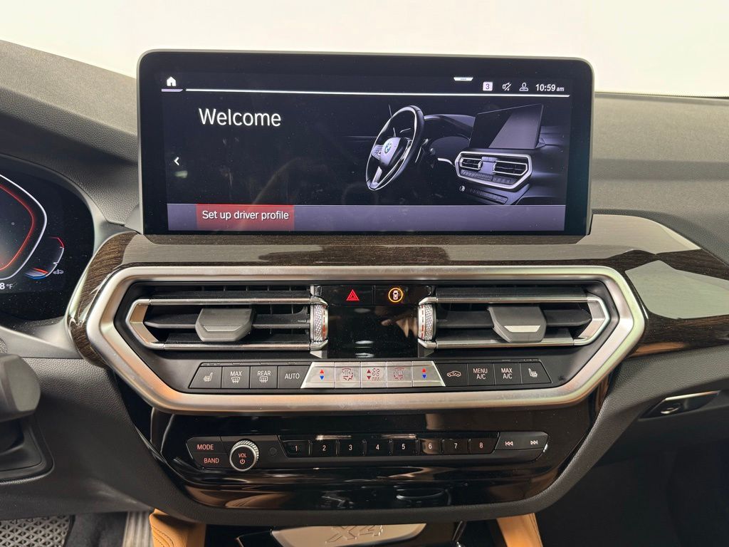 Thumbnail: 2025 BMW X4 - 20