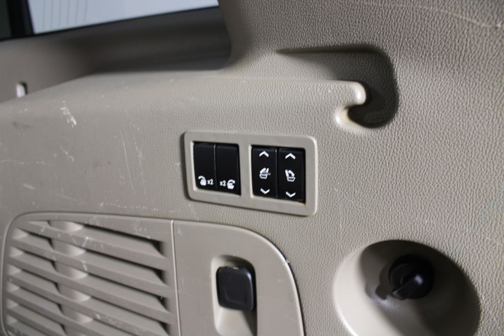 Used 2018 Chevrolet Suburban for sale in 