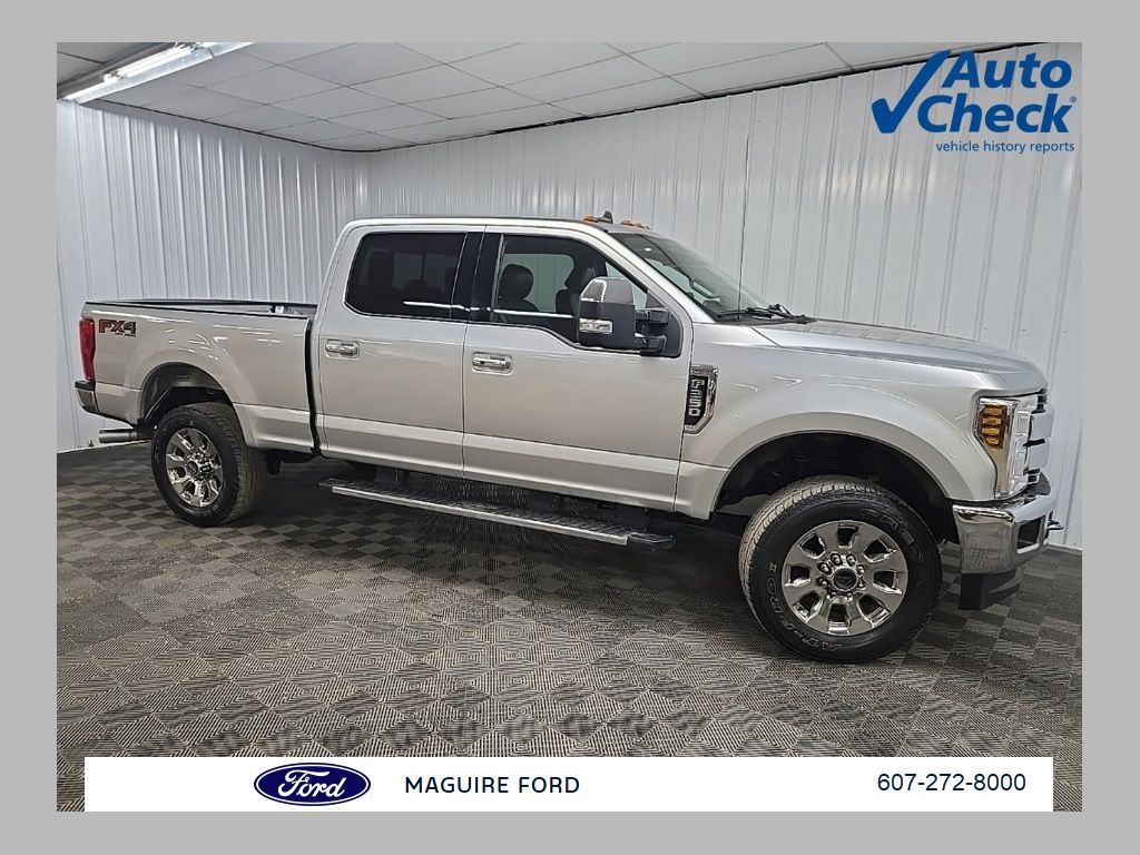 2019 Ford F-250 Super Duty Lariat Crew Cab 4WD