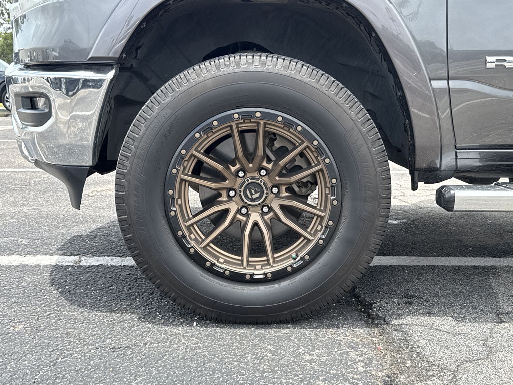 2022 Ram 1500 Laramie - 8
