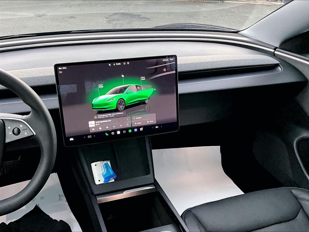 2025 Tesla Model 3 — photo 6