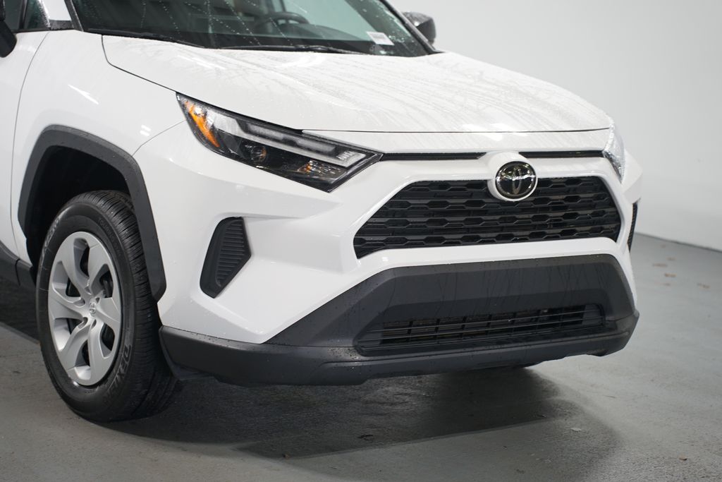 Thumbnail: 2023 Toyota RAV4 - 4