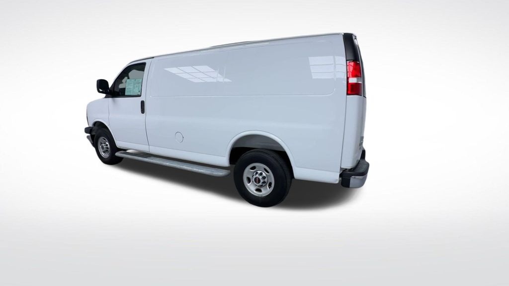 Used 2025 GMC Savana 2500 Van