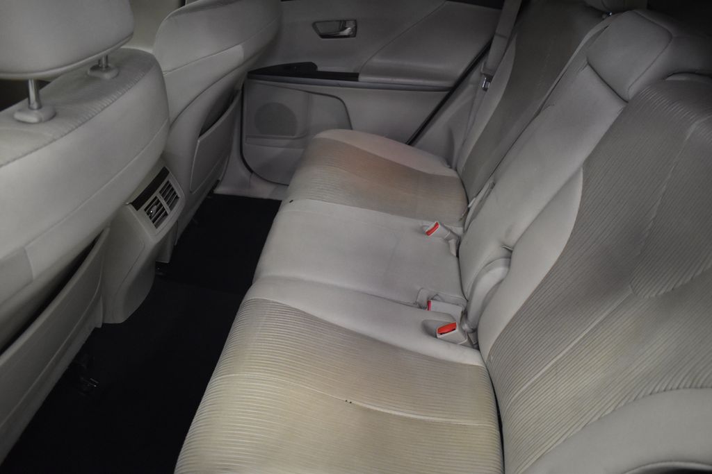 Thumbnail: 2013 Toyota Venza - 27