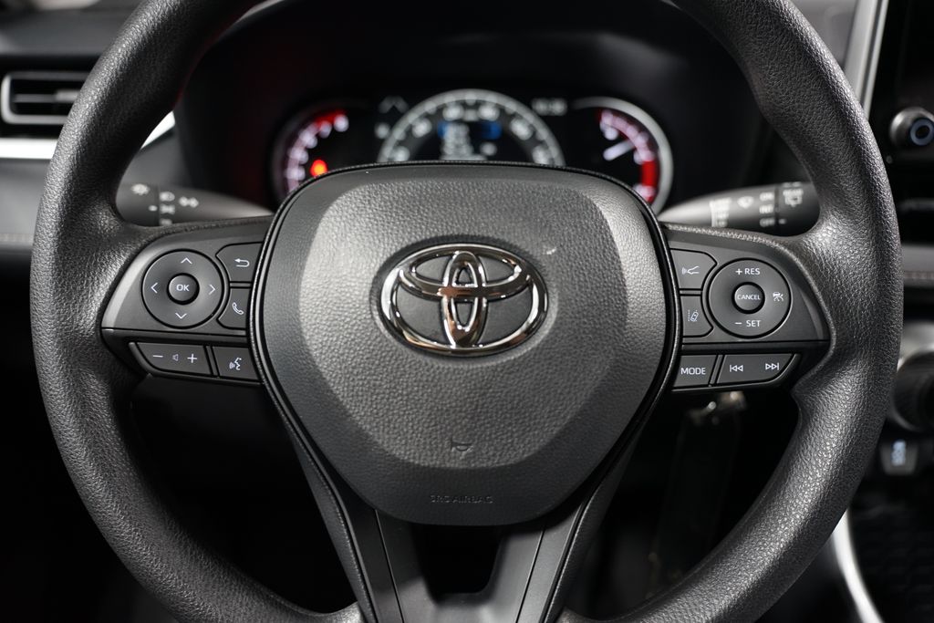 Thumbnail: 2025 Toyota RAV4 - 12