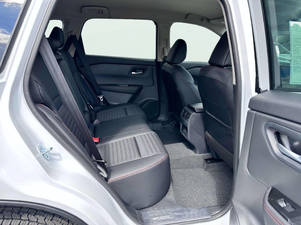 New 2026 Everest White Pearl Tricoat Nissan Rock Creek image 18