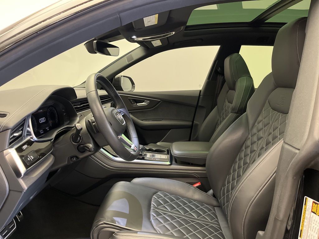 Thumbnail: 2024 Audi SQ8 - 12